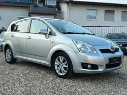 Silber Gebraucht 2009 Toyota Corolla Verso Sol Van / Kleinbus | 6.290 € (Teuer)