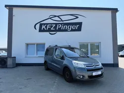 Grau Gebraucht 2011 Citroën Berlingo Exclusive Van / Kleinbus | 3.999 € (Guter Preis)