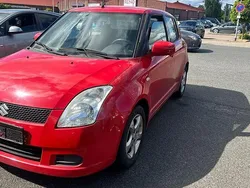 Rot Gebraucht 2005 Suzuki Swift Limousine | 1.500 € (Etwas zu teuer)