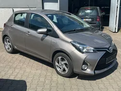 Avantgarde bronze me Gebraucht 2014 Toyota Yaris Comfort Limousine | 10.900 € (Fairer Preis)
