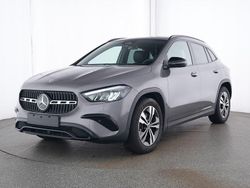 Grau Gebraucht 2024 Mercedes GLA200 Progressive SUV | 39.990 € (Fairer Preis)