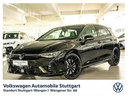 Grenadillschwarz metallic Gebraucht 2024 VW Golf VIII Black Edition Limousine | 56.930 € (Teuer)