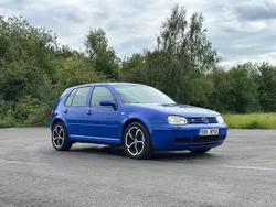 Blau Gebraucht 2001 VW Golf IV Limousine | 4.690 € (Teuer)
