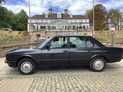 Schwarz Gebraucht 1986 BMW 525 Shadowline Limousine | 14.300 €