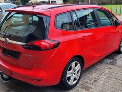 Gebraucht 2015 Opel Zafira Van / Kleinbus | 4.580 € (Superpreis)