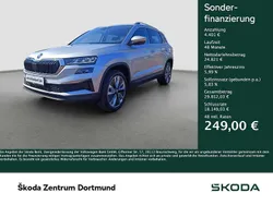 Brilliantsilber metallic met. brilliantsilber metallic met. Gebraucht 2023 Skoda Karoq Style SUV | 28.422 € (Guter Preis)
