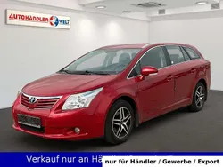 Rot Gebraucht 2009 Toyota Avensis Kombi | 6.199 € (Fairer Preis)
