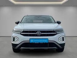 Weiß Gebraucht 2023 VW T-Roc Style SUV | 24.800 € (Fairer Preis)