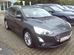 Grau Gebraucht 2019 Ford Focus Titanium Limousine | 18.700 € (Fairer Preis)