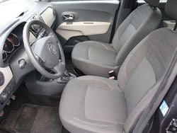 Grau Gebraucht 2014 Dacia Lodgy Lauréate Van / Kleinbus | 7.990 € (Fairer Preis)