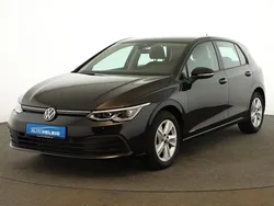Deep black perleffekt Gebraucht 2022 VW Golf Life SUV | 19.880 € (Fairer Preis)