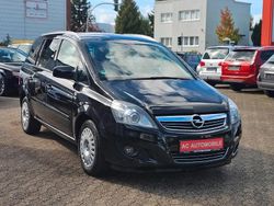 Schwarz Gebraucht 2010 Opel Zafira Design Edition Van / Kleinbus | 4.850 € (Etwas zu teuer)