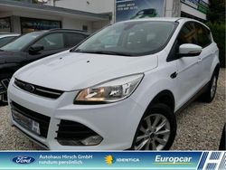 Weiß Gebraucht 2015 Ford Kuga Titanium SUV | 8.800 € (Etwas zu teuer)