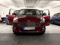Rot Gebraucht 2016 Ford S-MAX Titanium Van / Kleinbus | 12.900 € (Fairer Preis)