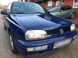 Blau Gebraucht 1997 VW Golf III Kleinwagen | 2.500 € (Teuer)