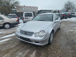 Grau Gebraucht 2002 Mercedes C180 Coupé | 1.599 €