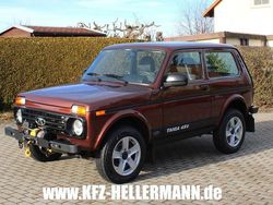 Braun Gebraucht 2020 Lada niva SUV | 16.550 € (Teuer)