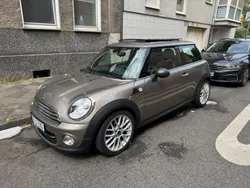 Grau Gebraucht 2011 Mini ONE Kleinwagen | 10.950 € (Teuer)