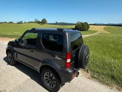 Grau Gebraucht 2017 Suzuki Jimny Style SUV | 17.300 € (Etwas zu teuer)