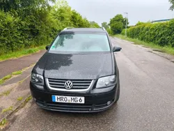 Schwarz Gebraucht 2004 VW Touran Highline Van / Kleinbus | 2.000 € (Fairer Preis)