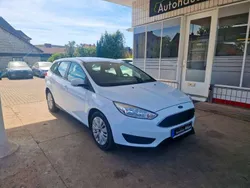 Weiß Gebraucht 2017 Ford Focus Trend Kombi | 6.999 € (Fairer Preis)