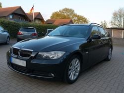 Schwarz Gebraucht 2007 BMW 320 Kombi | 3.999 €