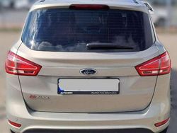 Beige Gebraucht 2014 Ford B-MAX SYNC Edition Van / Kleinbus | 7.499 € (Fairer Preis)