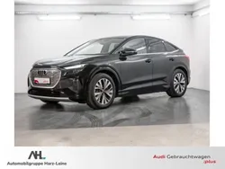 Mythosschwarz (metallic) Gebraucht 2021 Audi e-tron SUV | 33.861 € (Guter Preis)