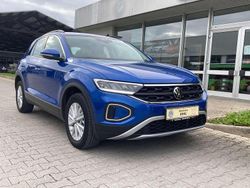 Ravennablau Gebraucht 2022 VW T-Roc Life SUV | 18.450 €