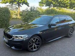 Grau Gebraucht 2020 BMW 530 M Sport Kombi | 31.000 € (Superpreis)