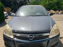 Blau Gebraucht 2007 Opel Astra Kombi | 1.300 € (Guter Preis)