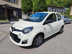 Gelb Gebraucht 2012 Renault Twingo Expression Kleinwagen | 3.300 € (Fairer Preis)