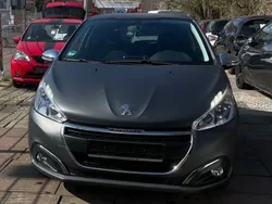 Grau Gebraucht 2017 Peugeot 208 Active Kleinwagen | 8.300 € (Fairer Preis)