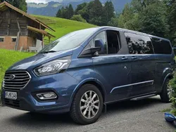 Blau Gebraucht 2023 Ford Tourneo Custom Titanium Van / Kleinbus | 39.999 € (Fairer Preis)