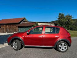 Rot Gebraucht 2011 Dacia Sandero Stepway Kleinwagen | 3.150 € (Fairer Preis)