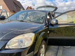 Schwarz Gebraucht 2007 Kia Rio Kleinwagen | 2.000 € (Guter Preis)
