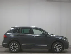 Grau Gebraucht 2022 VW Tiguan Active SUV | 20.980 € (Guter Preis)