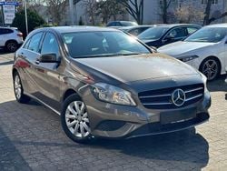 Monolithgrau Gebraucht 2013 Mercedes A180 Limousine | 7.999 € (Guter Preis)