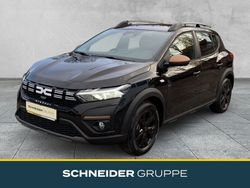 Grün Gebraucht 2024 Dacia Sandero Extreme Kleinwagen | 19.490 € (Etwas zu teuer)
