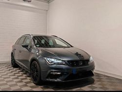 Grau Gebraucht 2018 Seat Leon ST Beats Kombi | 13.500 € (Superpreis)