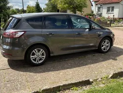 Grau Gebraucht 2019 Ford S-MAX Business Edition Van / Kleinbus | 18.500 € (Etwas zu teuer)