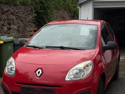 Rot Gebraucht 2009 Renault Twingo Kleinwagen | 1.950 € (Fairer Preis)