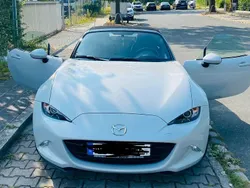 Weiß Gebraucht 2017 Mazda MX5 Prime-Line Cabrio | 18.400 € (Fairer Preis)
