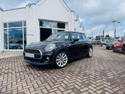 Schwarz Gebraucht 2018 Mini ONE Kleinwagen | 15.750 € (Fairer Preis)