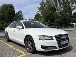 Weiß Gebraucht 2012 Audi A8 Limousine | 11.000 €