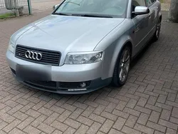 Silber Gebraucht 2001 Audi A4 Limousine | 3.000 € (Fairer Preis)