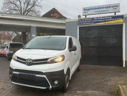Weiß Gebraucht 2019 Toyota Proace Van / Kleinbus | 8.299 € (Superpreis)