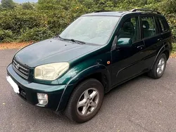 Grün Gebraucht 2003 Toyota RAV4 SUV | 3.990 € (Superpreis)