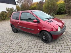 Rot Gebraucht 2006 Renault Twingo Authentique Kleinwagen | 800 € (Fairer Preis)