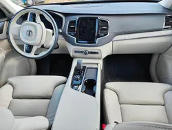 Blau Gebraucht 2024 Volvo XC90 Plus SUV | 56.990 € (Superpreis)